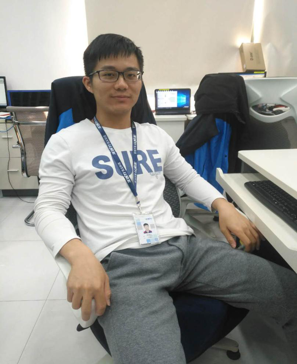 李泽文-2012级计算机科学与技术4班-现为深圳市信义科技有限公司大数据开发工程师.png